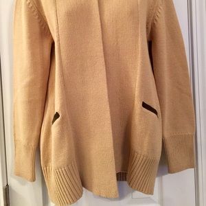 Stylish Vintage Sweater Camel Color